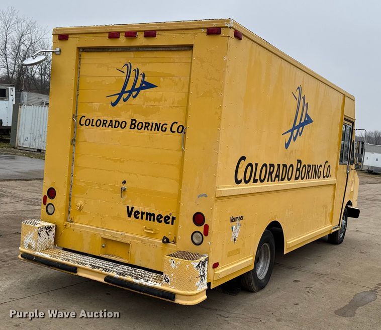 image for item EA2116 1994 Chevrolet delivery truck