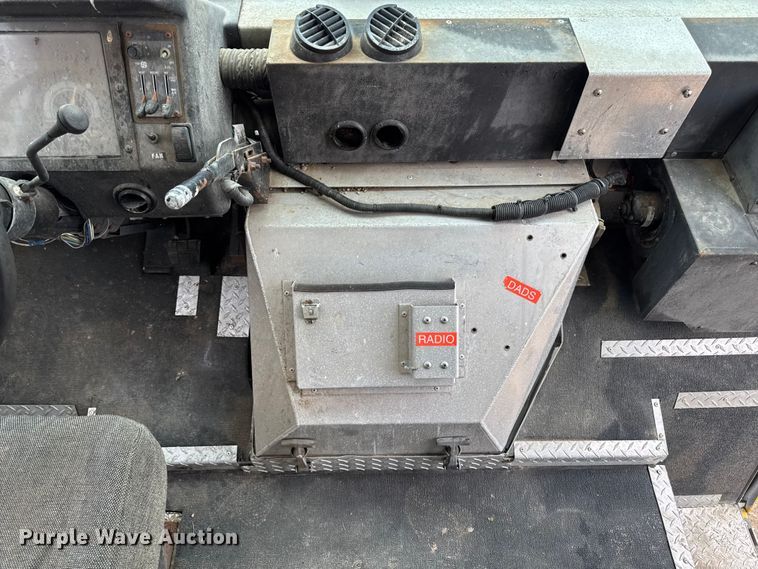 image for item EA2116 1994 Chevrolet delivery truck