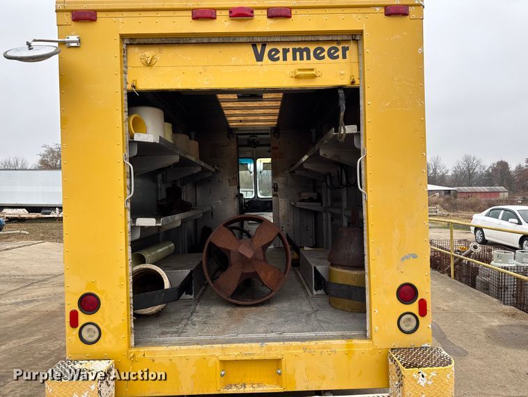 image for item EA2116 1994 Chevrolet delivery truck