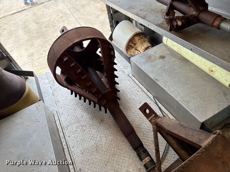 image for item EA2116 1994 Chevrolet delivery truck