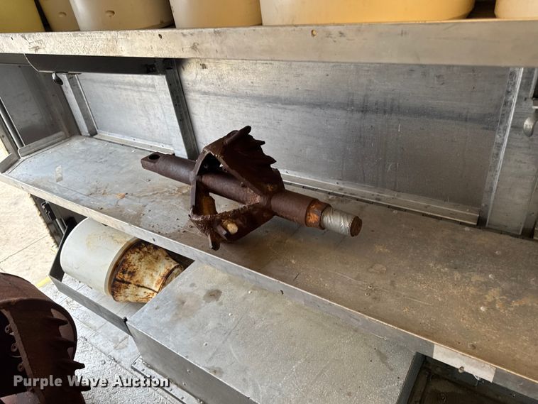 image for item EA2116 1994 Chevrolet delivery truck