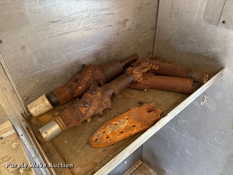 image for item EA2116 1994 Chevrolet delivery truck