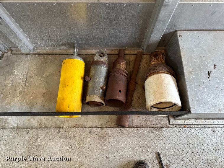 image for item EA2116 1994 Chevrolet delivery truck