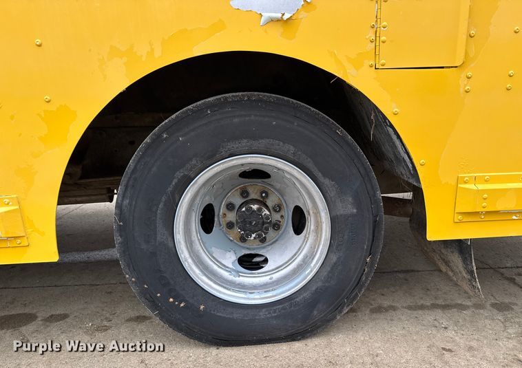 image for item EA2116 1994 Chevrolet delivery truck