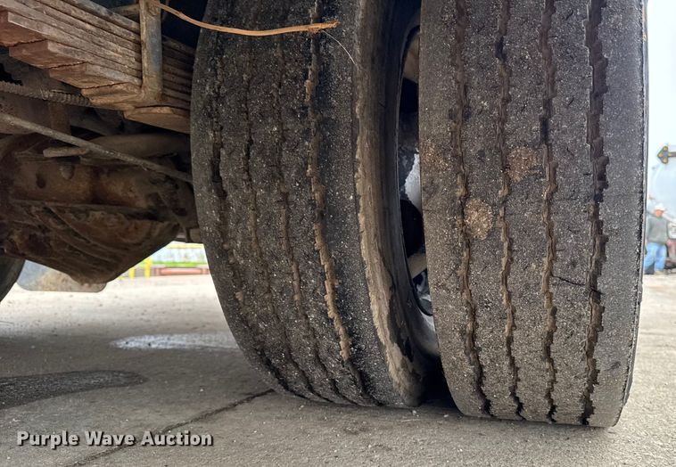 image for item EA2116 1994 Chevrolet delivery truck