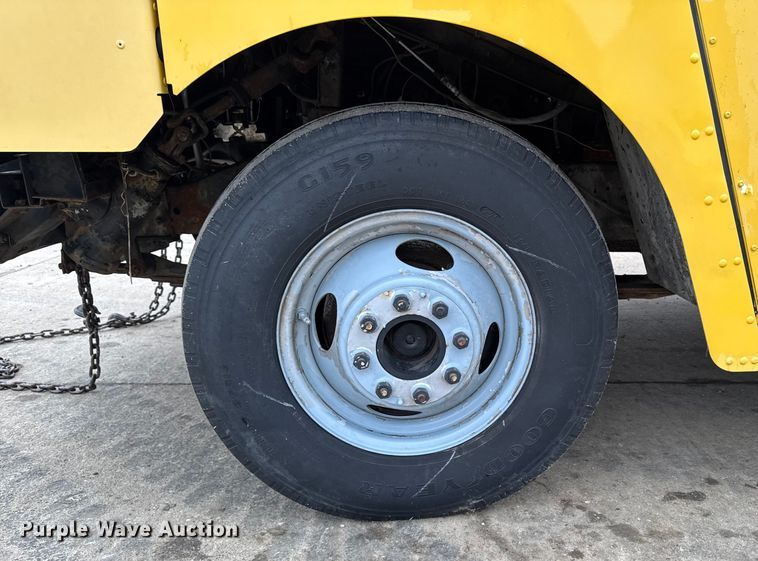 image for item EA2116 1994 Chevrolet delivery truck