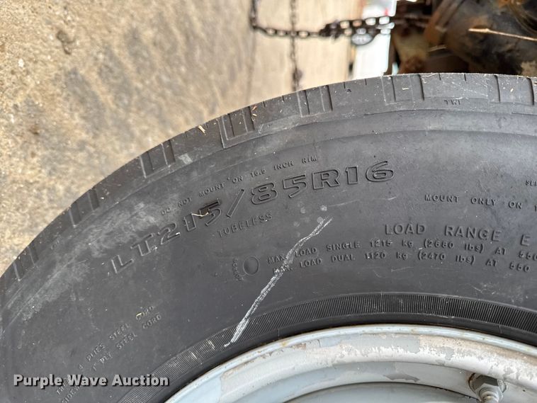 image for item EA2116 1994 Chevrolet delivery truck