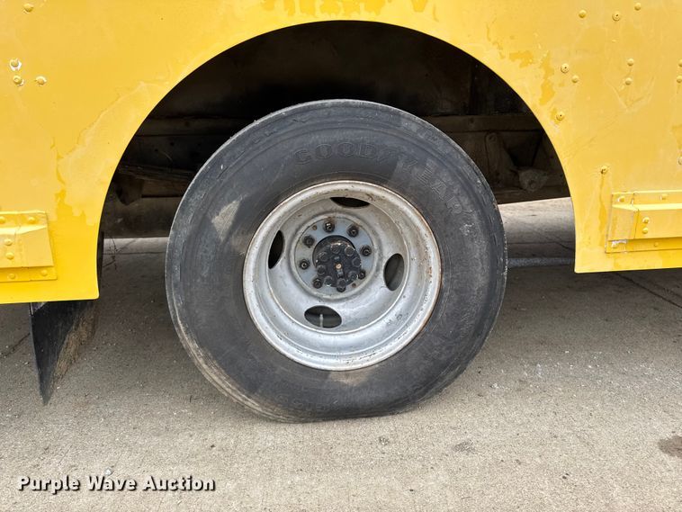 image for item EA2116 1994 Chevrolet delivery truck