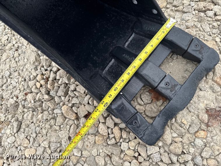 image for item EA2123 2016 Bobcat E35i mini excavator