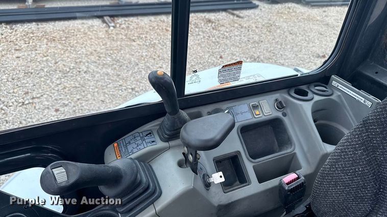 image for item EA2123 2016 Bobcat E35i mini excavator