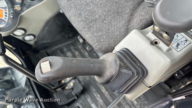 image for item EA2123 2016 Bobcat E35i mini excavator