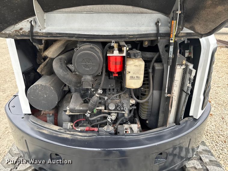 image for item EA2123 2016 Bobcat E35i mini excavator