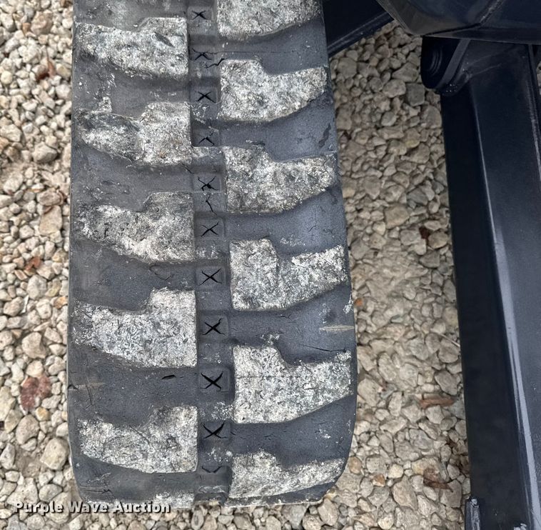 image for item EA2123 2016 Bobcat E35i mini excavator