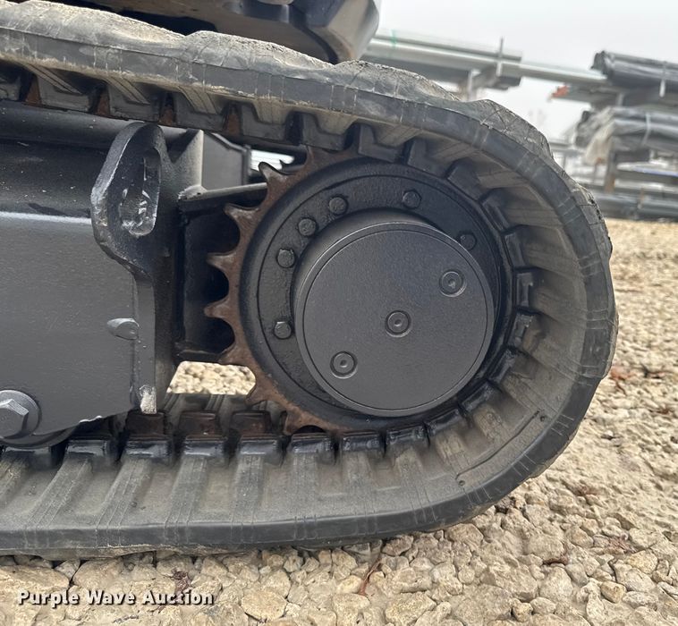 image for item EA2123 2016 Bobcat E35i mini excavator