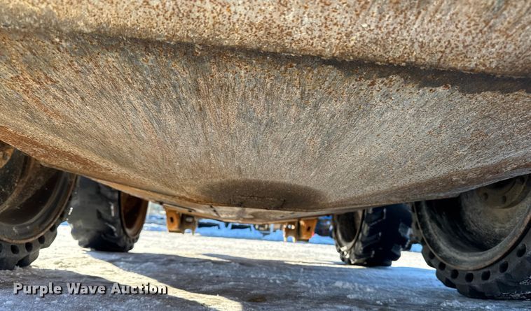 image for item EA2138 2014 Bobcat S530 skid steer loader