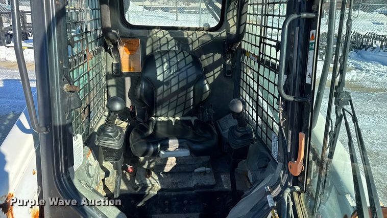 image for item EA2138 2014 Bobcat S530 skid steer loader