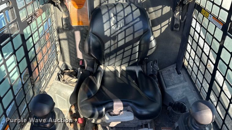 image for item EA2138 2014 Bobcat S530 skid steer loader
