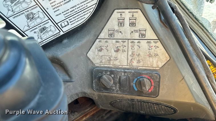 image for item EA2138 2014 Bobcat S530 skid steer loader