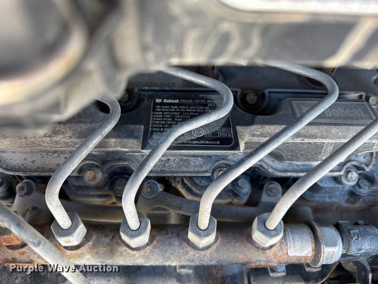 image for item EA2138 2014 Bobcat S530 skid steer loader