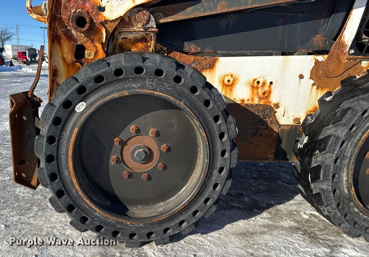 image for item EA2138 2014 Bobcat S530 skid steer loader