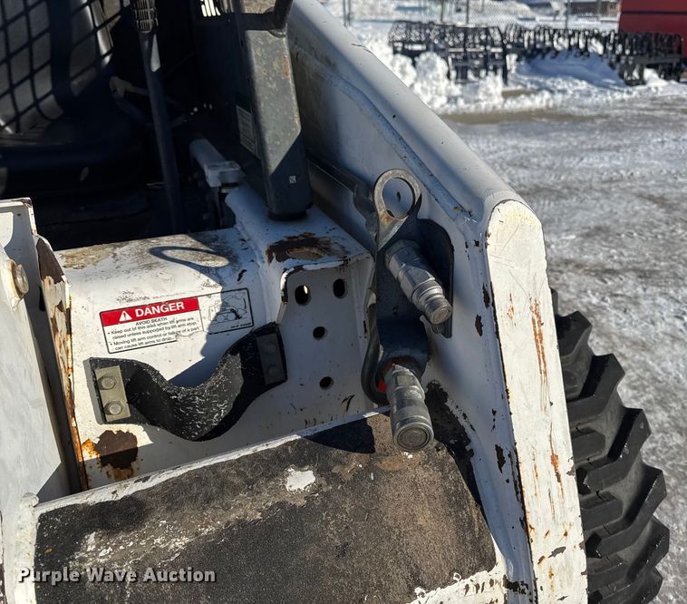 image for item EA2139 1998 Bobcat 863 skid steer loader