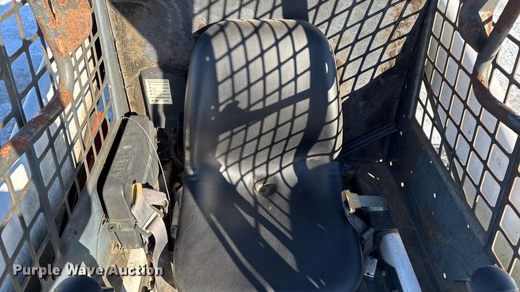 image for item EA2139 1998 Bobcat 863 skid steer loader