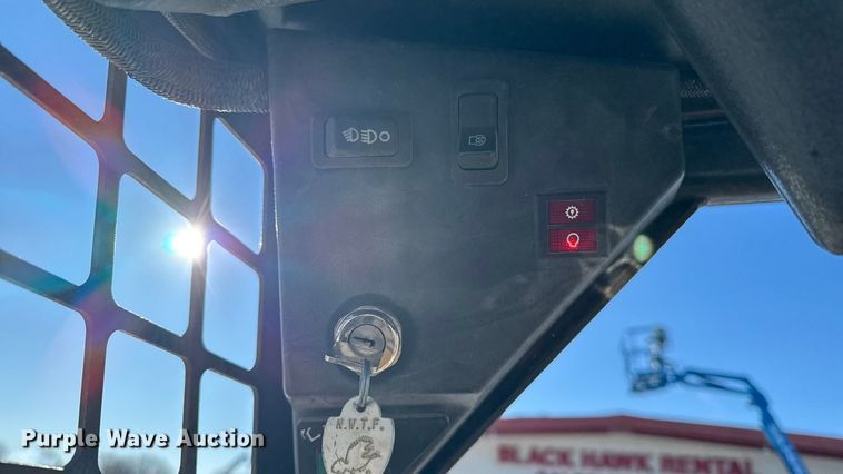 image for item EA2139 1998 Bobcat 863 skid steer loader