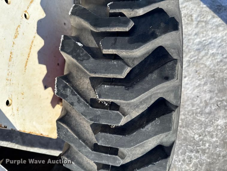 image for item EA2139 1998 Bobcat 863 skid steer loader