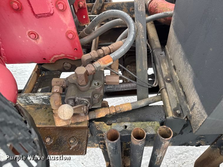 image for item EA2142 2002 International 4400 tank truck