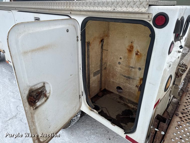 image for item EA2143 2003 Ford F450 Super Duty utility / service truck