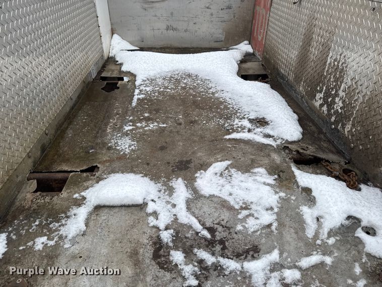 image for item EA2143 2003 Ford F450 Super Duty utility / service truck