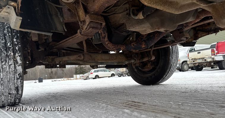 image for item EA2143 2003 Ford F450 Super Duty utility / service truck