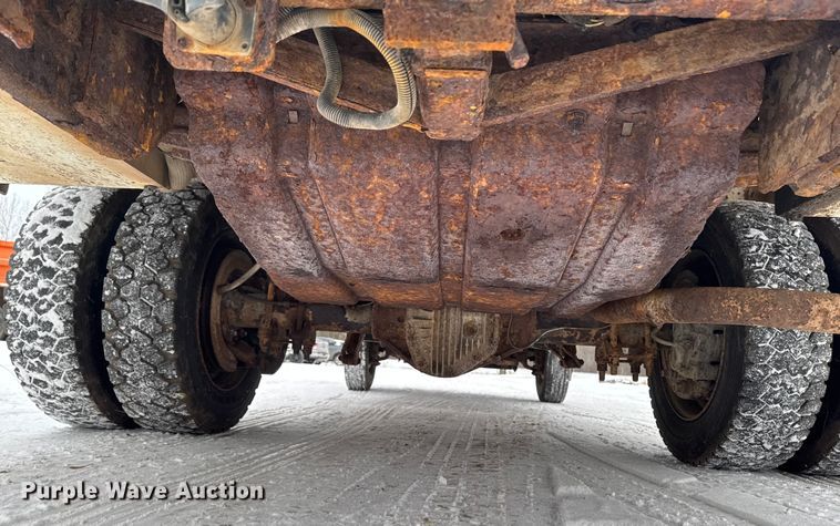 image for item EA2143 2003 Ford F450 Super Duty utility / service truck