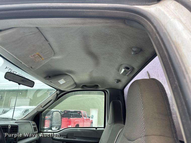 image for item EA2143 2003 Ford F450 Super Duty utility / service truck