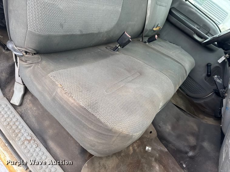 image for item EA2143 2003 Ford F450 Super Duty utility / service truck