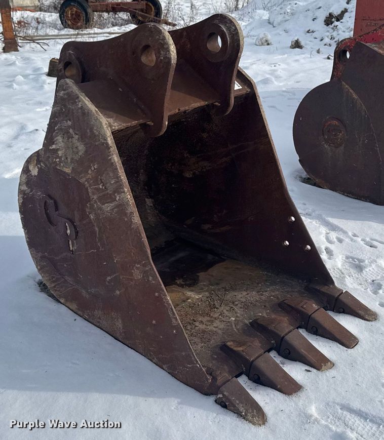 image for item EA2146 Excavator bucket