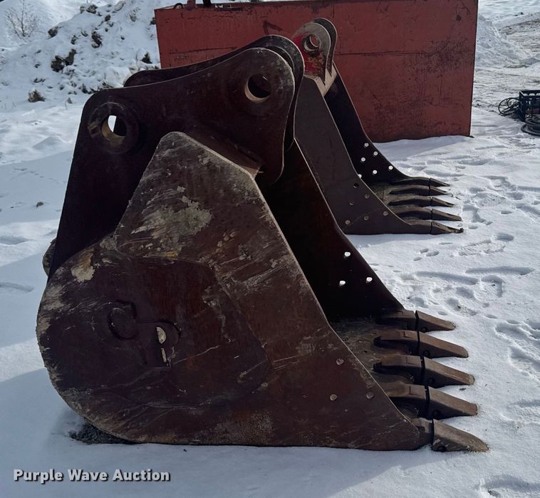 image for item EA2146 Excavator bucket