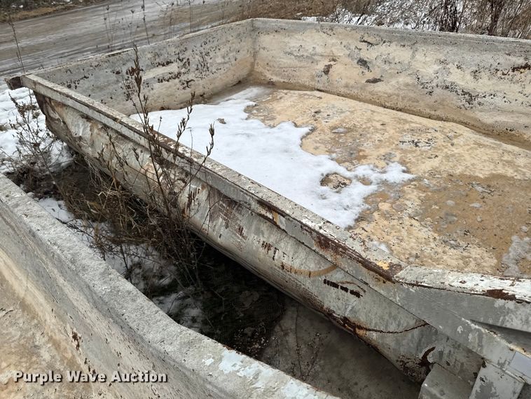 image for item EA2148 Roll-off washout box