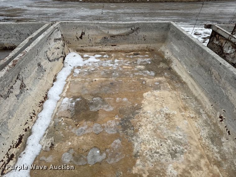 image for item EA2149 Roll-off washout box