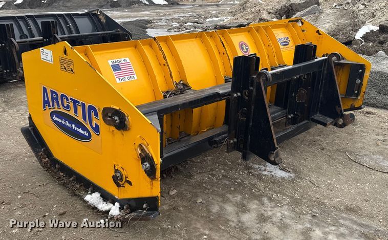 image for item EA2154 Arctic 11.5 HD wheel loader snow pusher