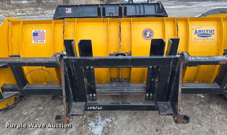 image for item EA2154 Arctic 11.5 HD wheel loader snow pusher