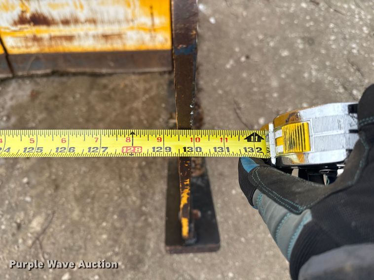 image for item EA2154 Arctic 11.5 HD wheel loader snow pusher