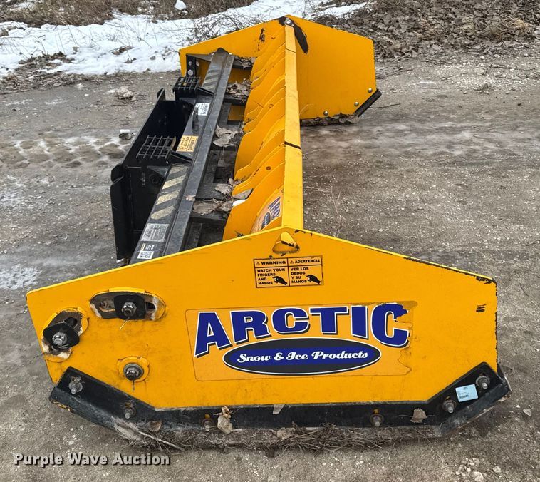 image for item EA2155 Arctic 10.5 LD skid steer snow pusher