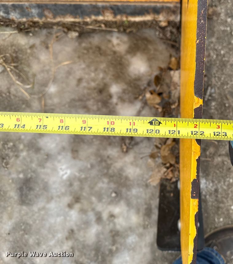 image for item EA2155 Arctic 10.5 LD skid steer snow pusher