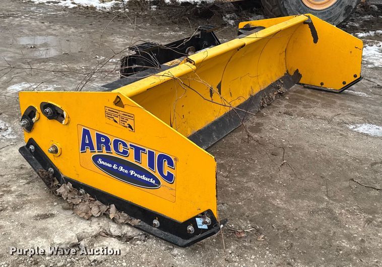 image for item EA2157 Arctic 10.5 LD skid steer snow pusher