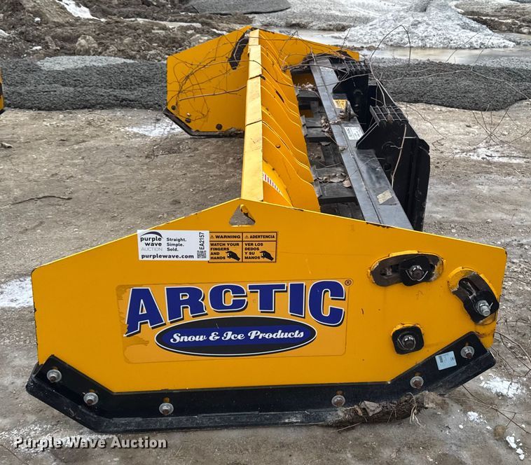 image for item EA2157 Arctic 10.5 LD skid steer snow pusher