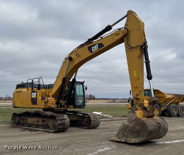 image for item EA2159 2015 Caterpillar 349FL excavator