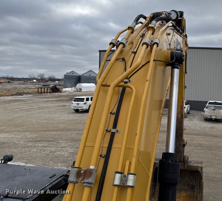 image for item EA2159 2015 Caterpillar 349FL excavator