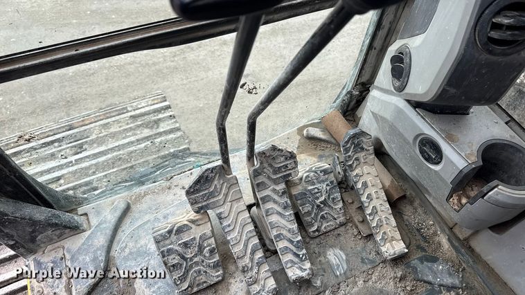 image for item EA2159 2015 Caterpillar 349FL excavator