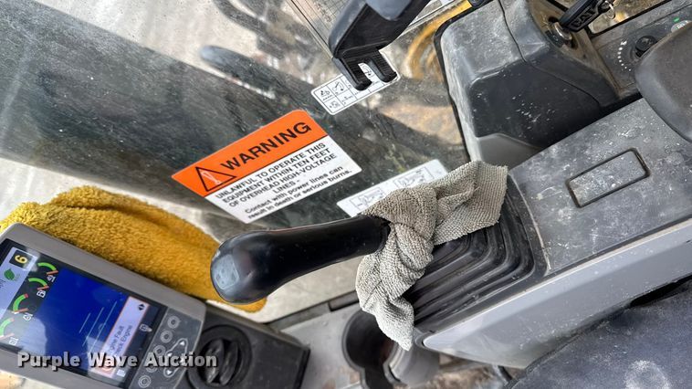 image for item EA2159 2015 Caterpillar 349FL excavator